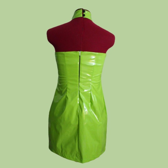 CAPSULE 98 NEON GREEN RETRO INSPIRED MINI DRESS with matching choker! NWOT - Picture 3 of 4